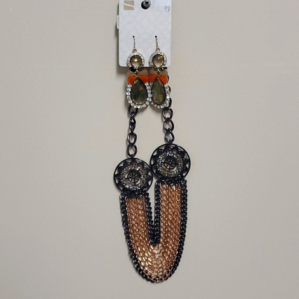 Necklace and earrings